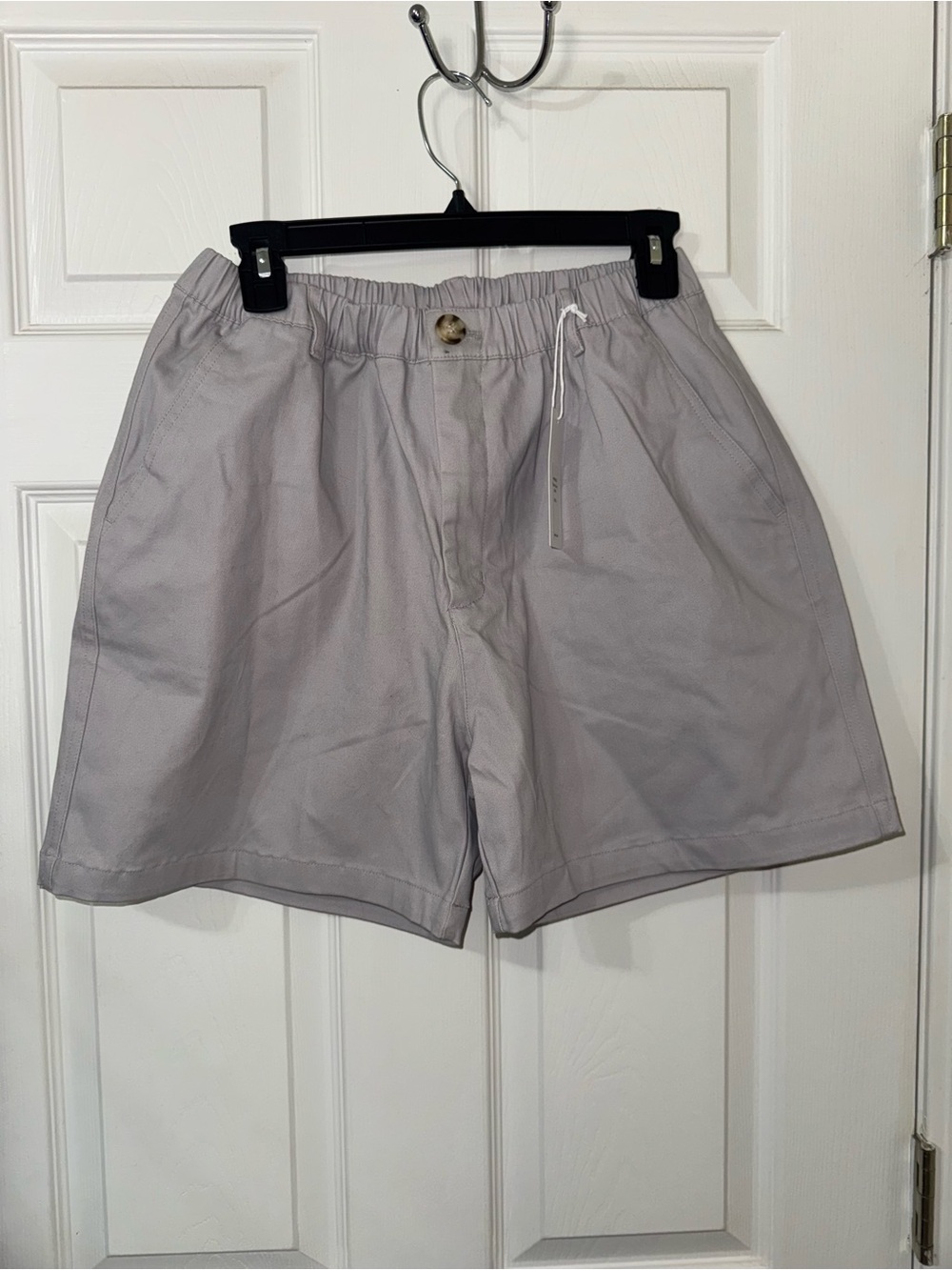Mad Hatter Company Men’s Shorts NWT